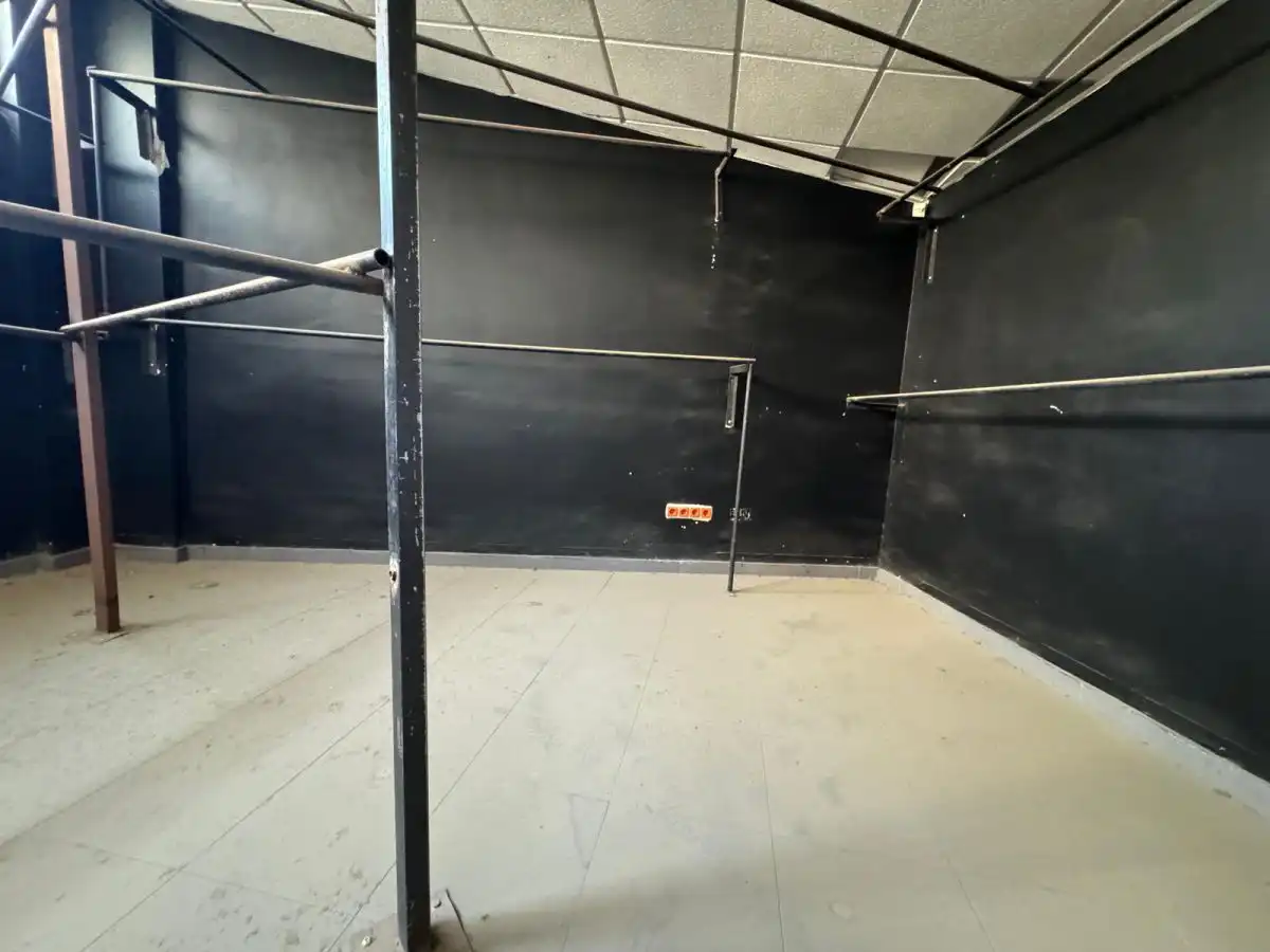 Local comercial en venta en DE MADRID 1, imagen 8