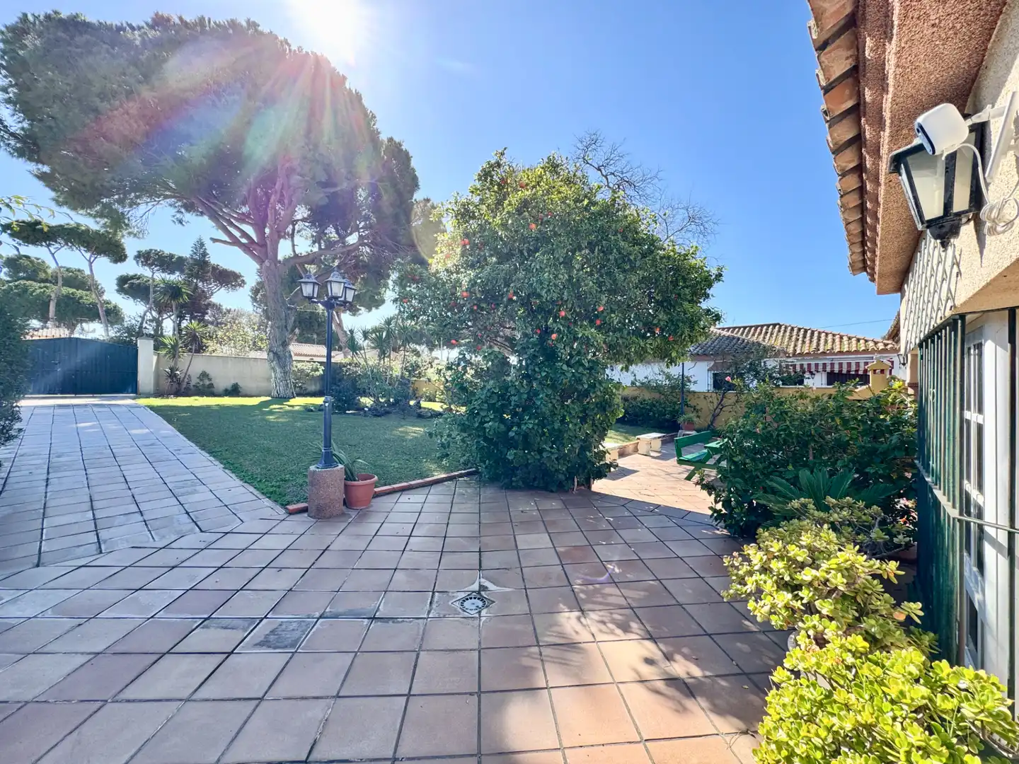 Jardín de Casa o chalet en venta en Chiclana de la Frontera con Aire acondicionado, Calefacción y Jardín privado