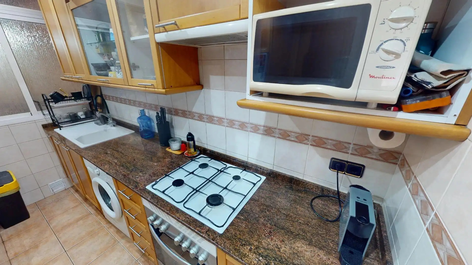 Cocina de Piso en venta en Barcelona con Terraza y Balcón
