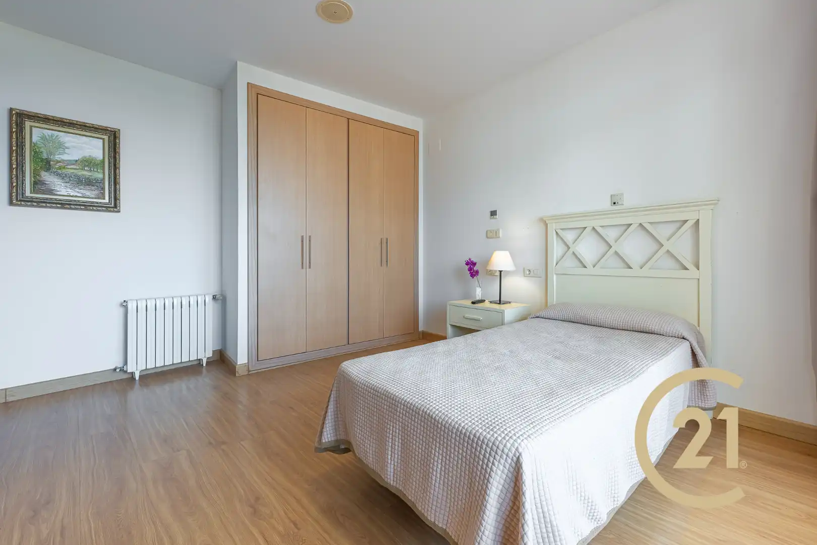 Bedroom of Buildings for sale in Estepona  with Community pool