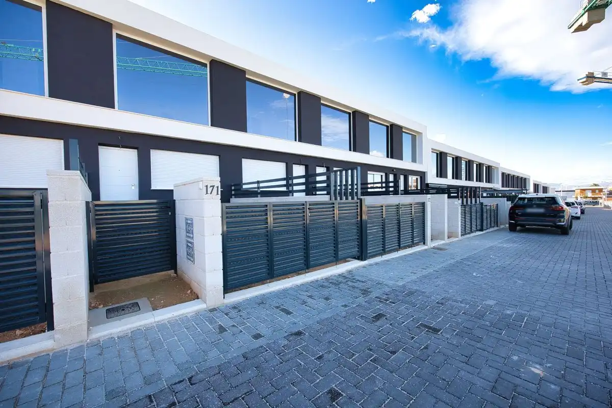 Casa pareada con piscina en venta en Carrer de Xipre, imagen 22
