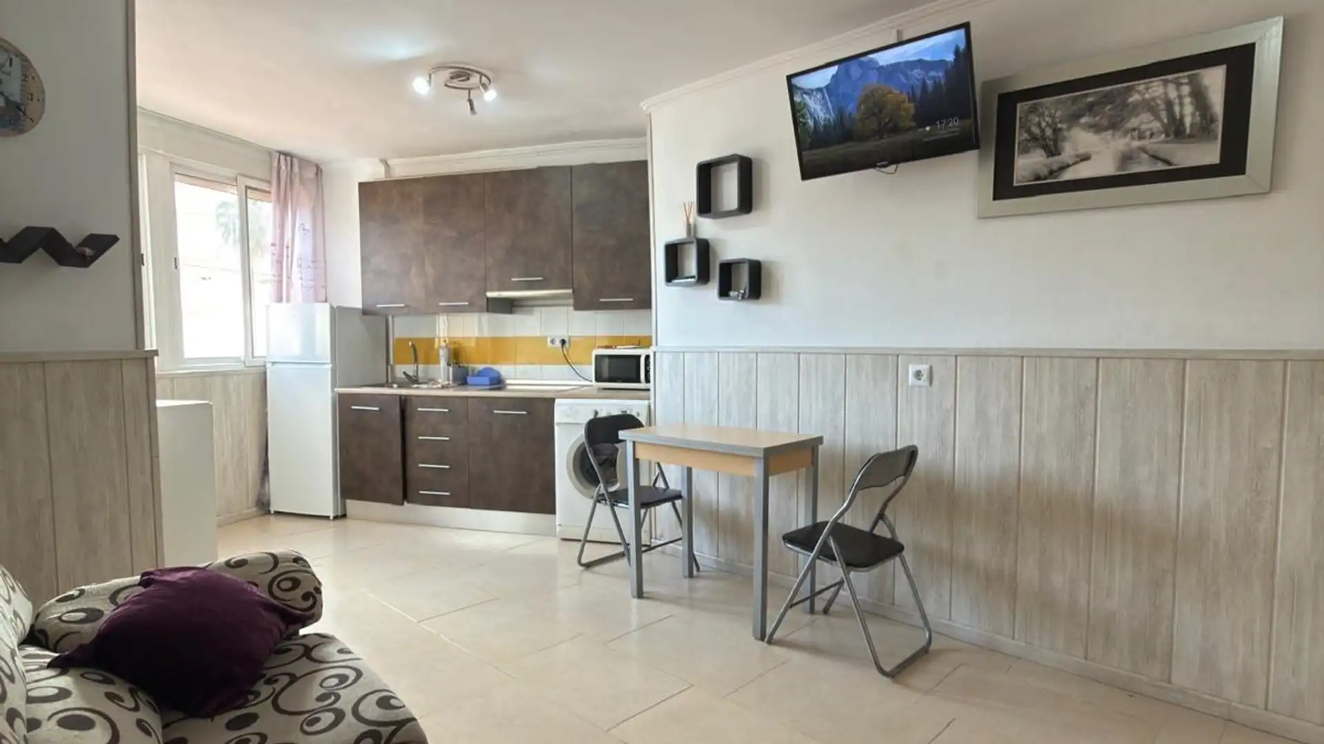 Habitación de Estudio en venta en Benalmádena con Aire acondicionado y Piscina comunitaria