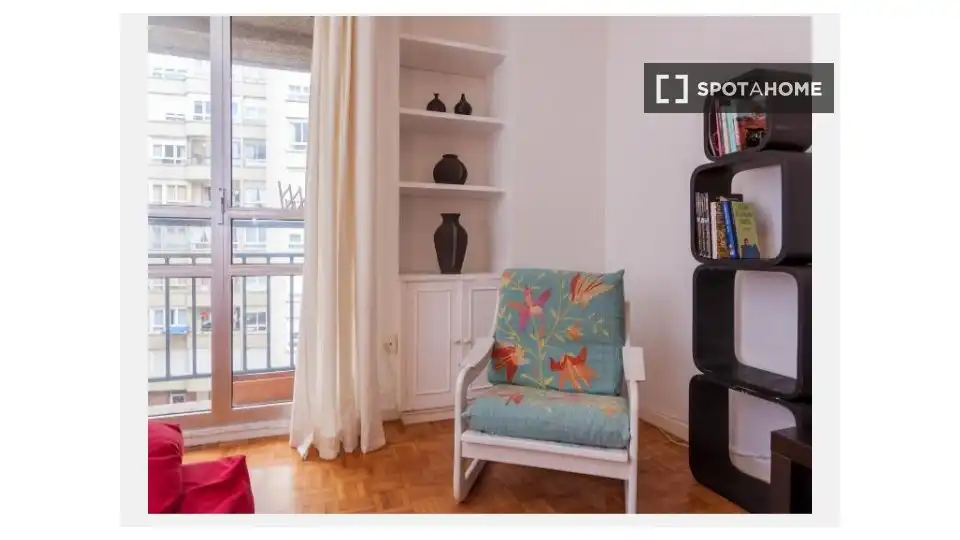 Room in Numancia - San Fernando