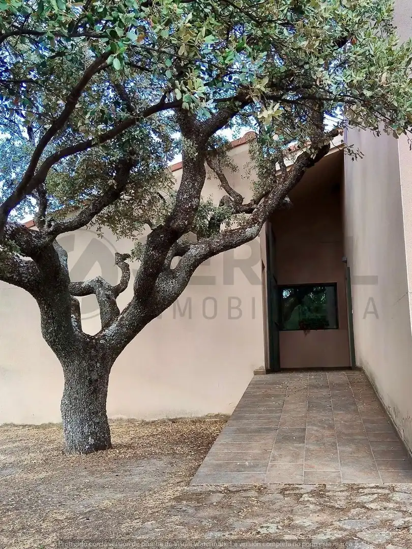 Vista exterior de Casa o xalet en venda en Navas de Riofrío amb Calefacció, Jardí privat i Traster