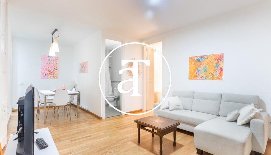 Photo 1 of Flat to rent in Carrer de la Indústria, Sagrada Família, Barcelona