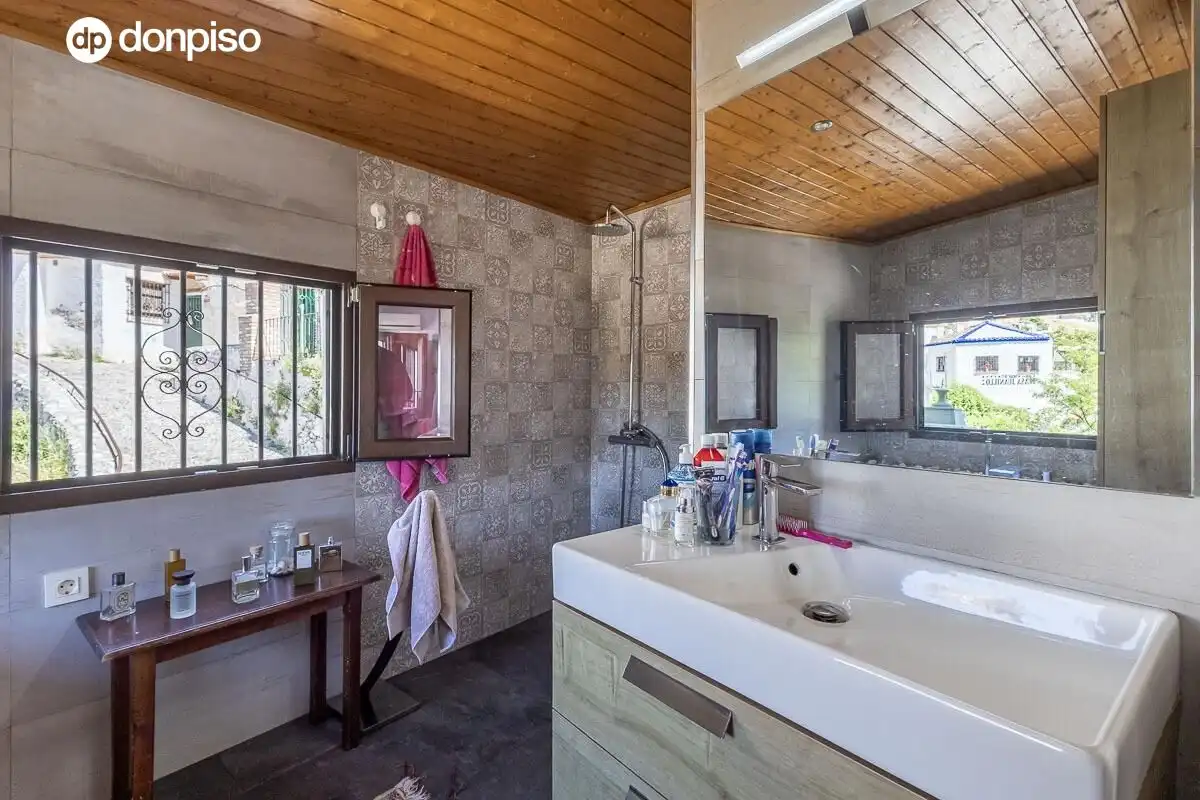 Bany de Casa o xalet en venda en Albaicín