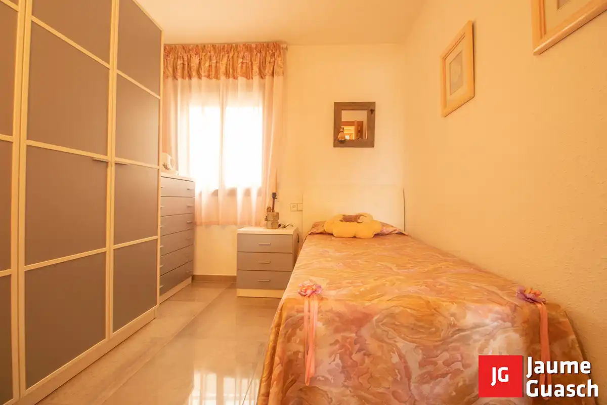 Bedroom of Flat for sale in Torredembarra  with Air Conditioner, Heating and Terrace
