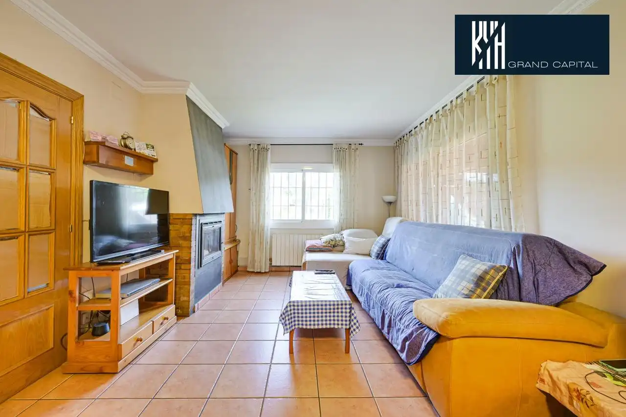 Casa con piscina en venta en Urbanizacion CAN CARBONELL, imagen 4