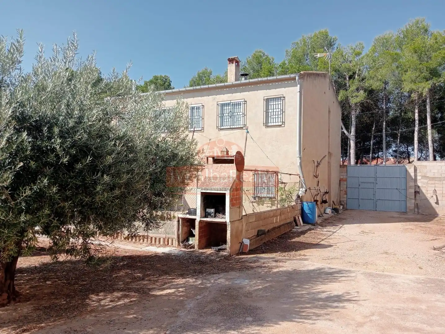 Vista exterior de Casa o xalet en venda en Pozohondo amb Aire condicionat i Jardí privat