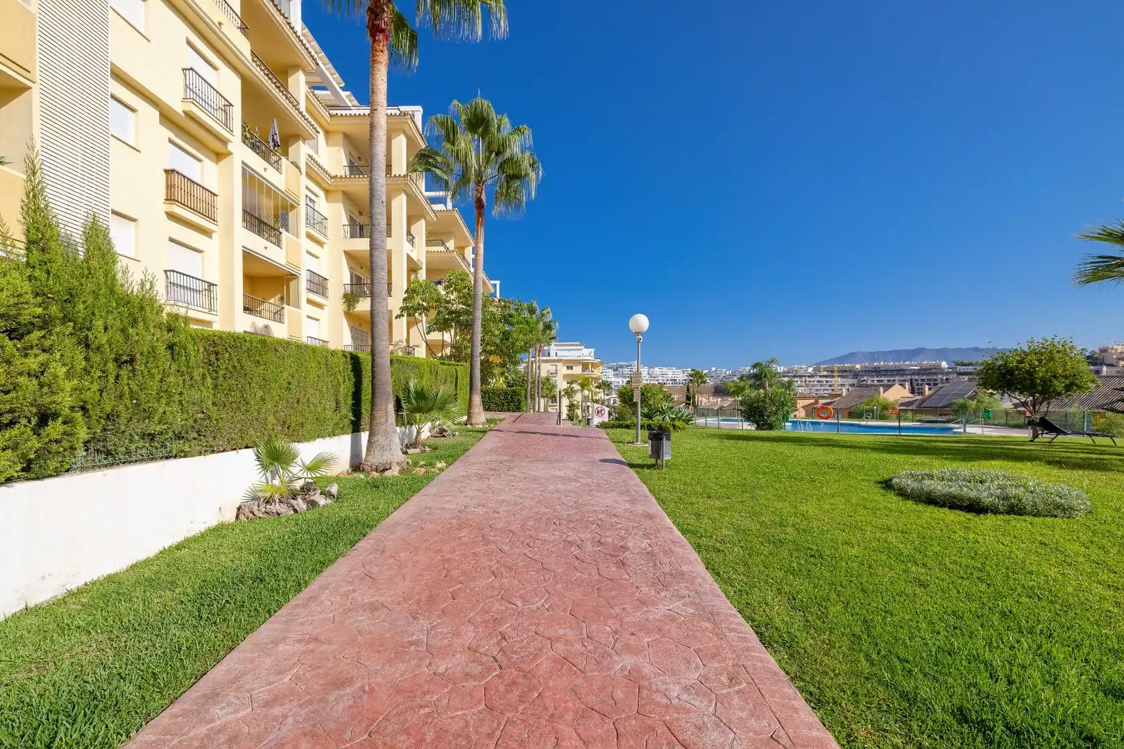 Exterior view of Flat for sale in Mijas  with Air Conditioner, Terrace and Storage room