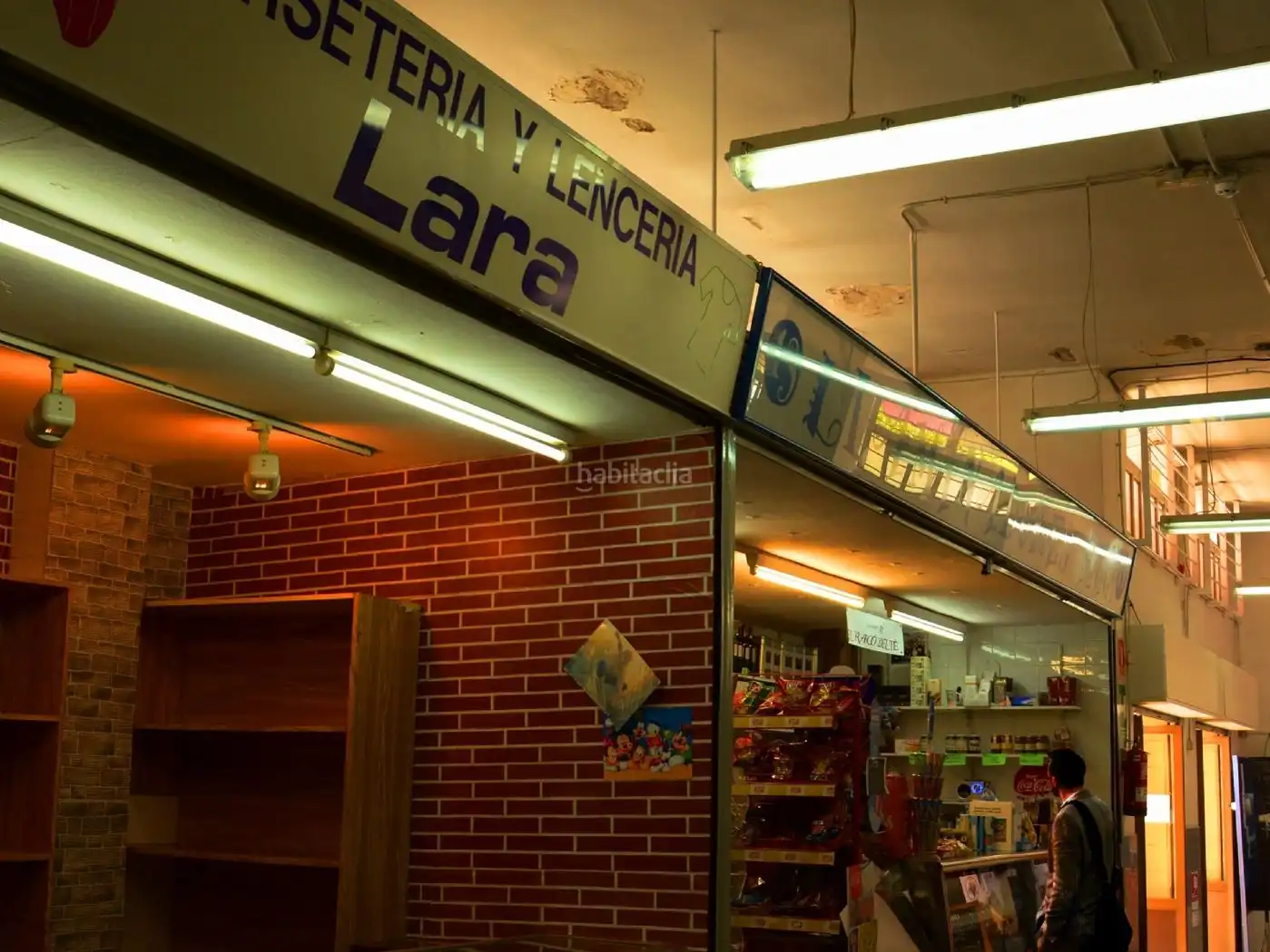 Local comercial en venda a Carrer de Mas Enlaire 2, imagen 2