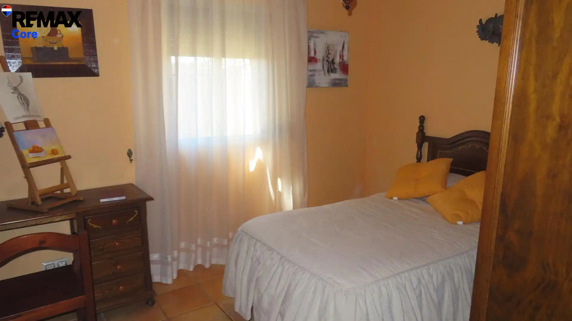 Dormitori de Casa o xalet en venda en Villar del Rey amb Aire condicionat, Calefacció i Jardí privat