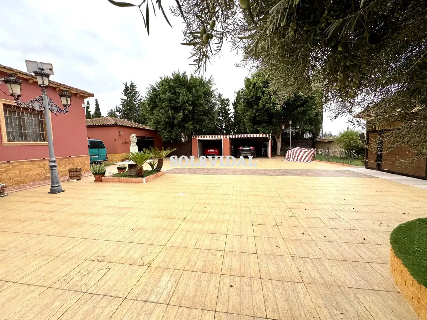 Casa o xalet en venda en Orihuela amb Aire condicionat, Calefacció i Jardí privat