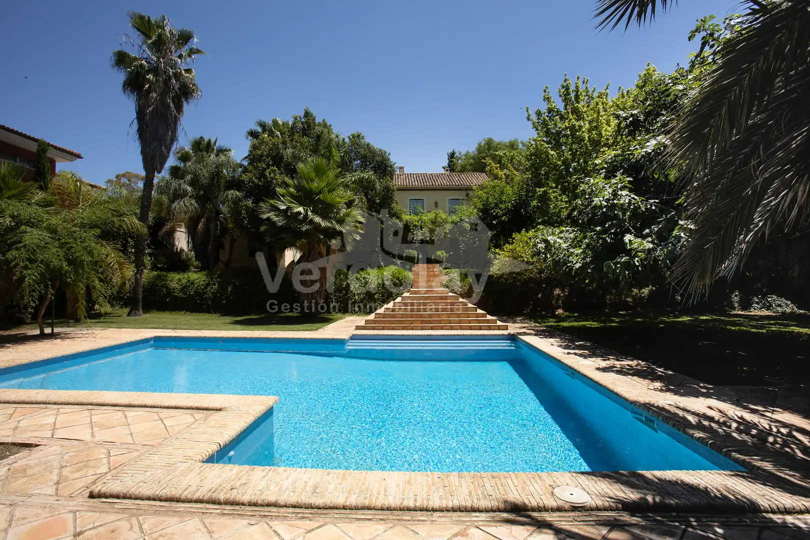 Houses for sale in Santo Angel