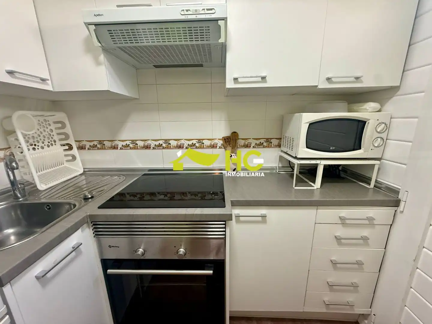 Cocina de Estudio de alquiler en Villaviciosa de Odón con Calefacción, Amueblado y Piscina comunitaria