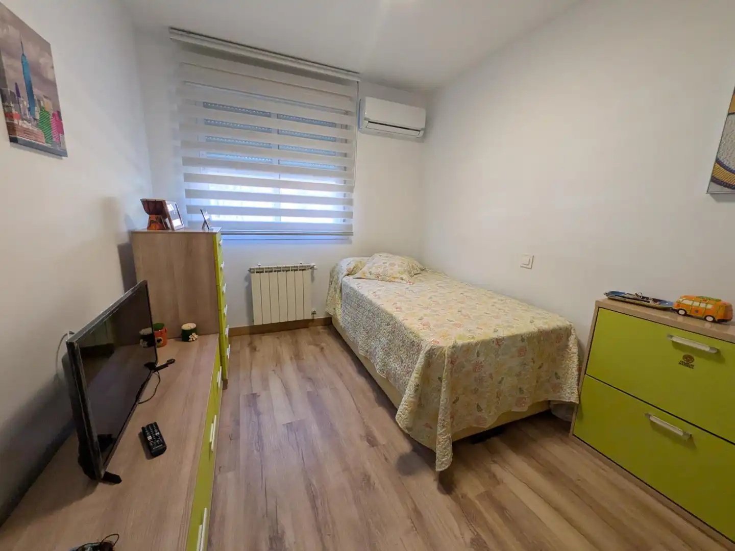 Habitación de Casa o chalet en venta en Ensanche