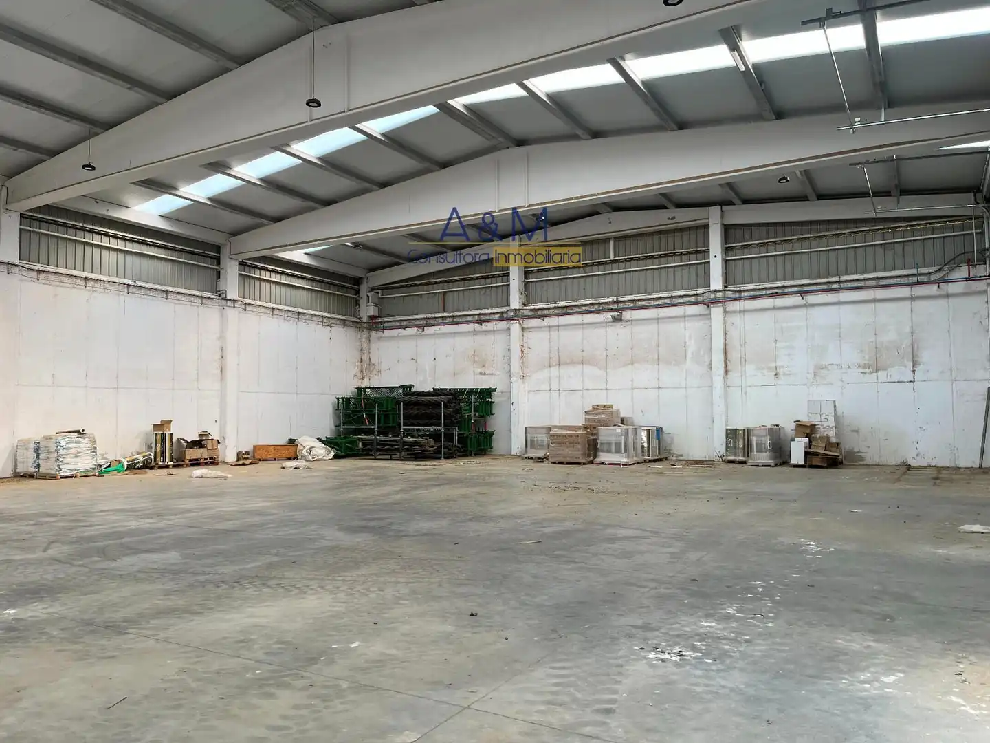 Industrial buildings for sale in Villamartín de Campos  with Heating and Alarm