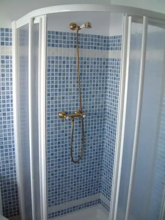 Baño de Finca rústica en venta en Lucena con Jardín privado, Terraza y Piscina
