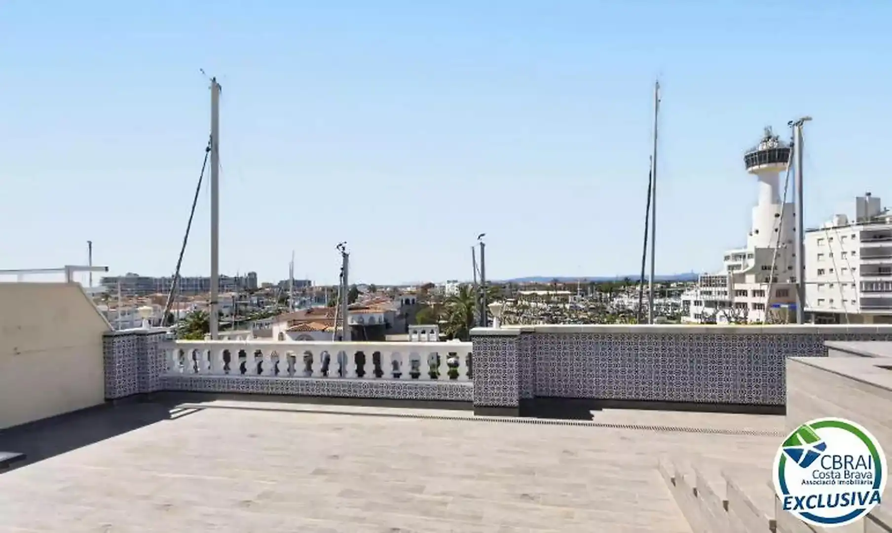 Terrassa de Pis en venda en Empuriabrava amb Aire condicionat, Calefacció i Traster