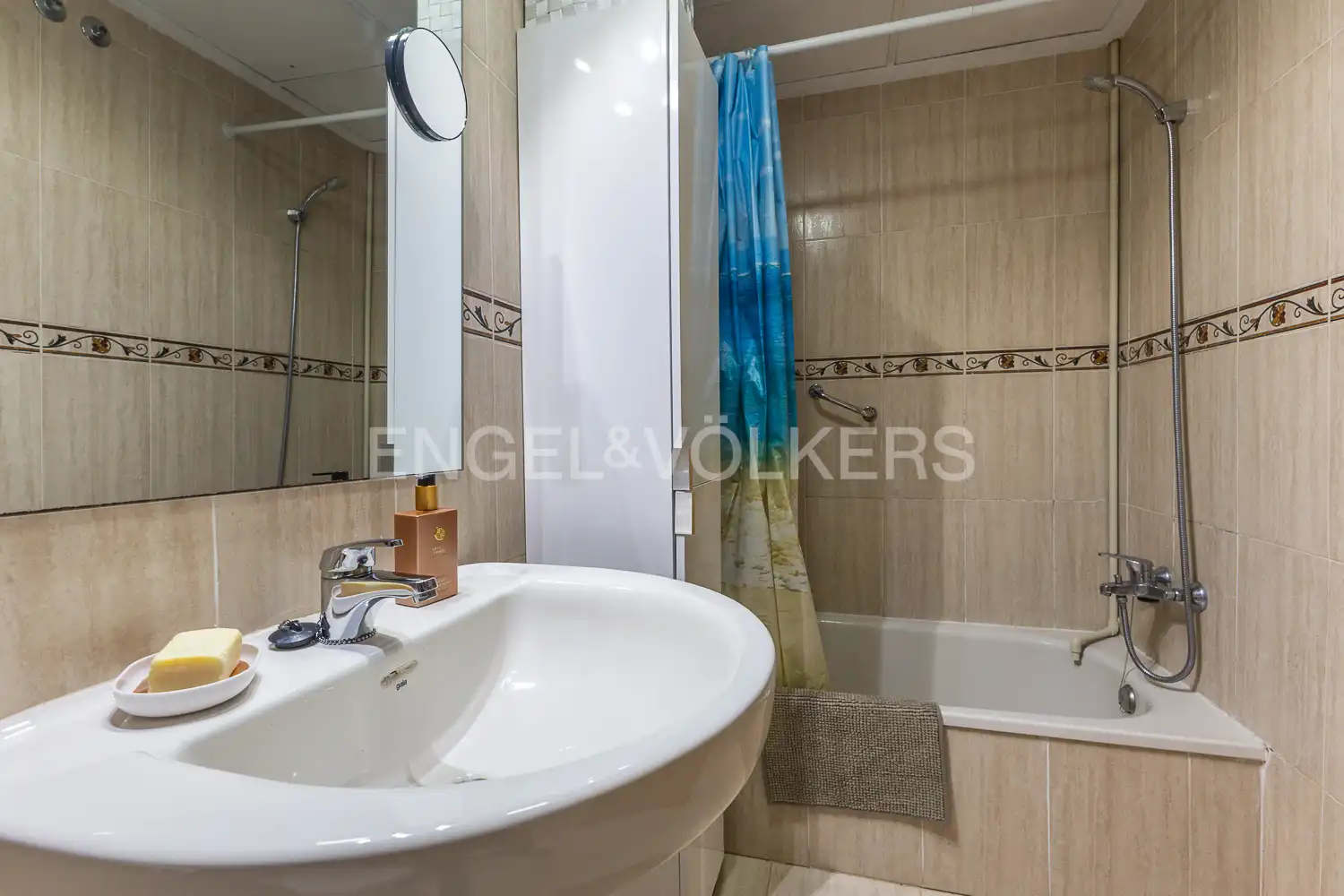 Bathroom of Flat for sale in Dénia  with Air Conditioner, Heating and Swimming Pool