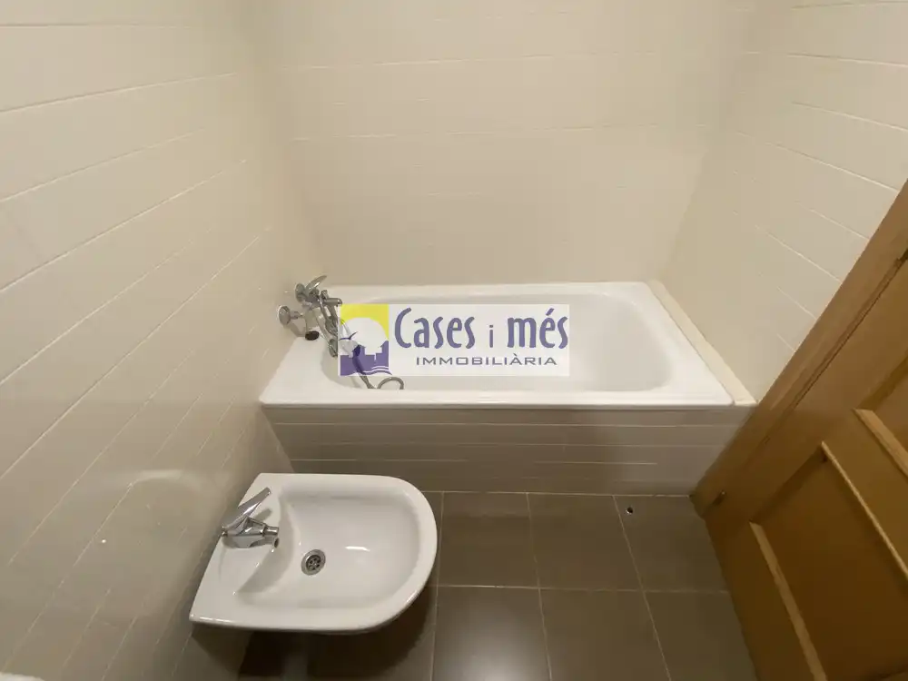 Bathroom of Flat for rent in Rafelbuñol / Rafelbunyol, Valencia