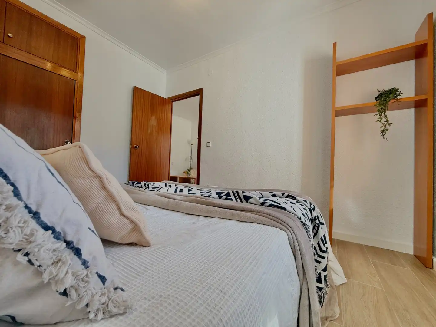 Dormitori de Casa o xalet en venda en San Pedro del Pinatar amb Jardí privat, Terrassa i Traster