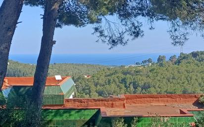Vista exterior de Casa o xalet en venda en Canyelles amb Terrassa i Balcó