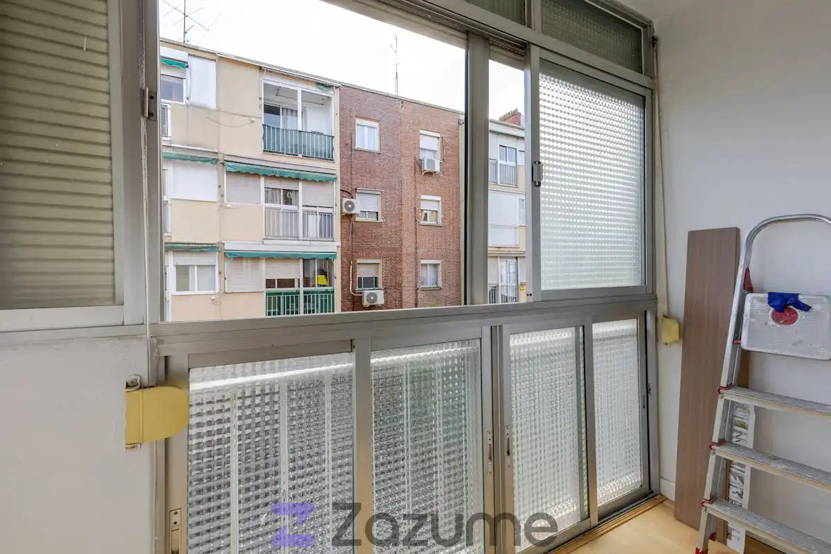 Balcony of Flat for rent in  Madrid Capital  with Terrace, Oven and Washing machine