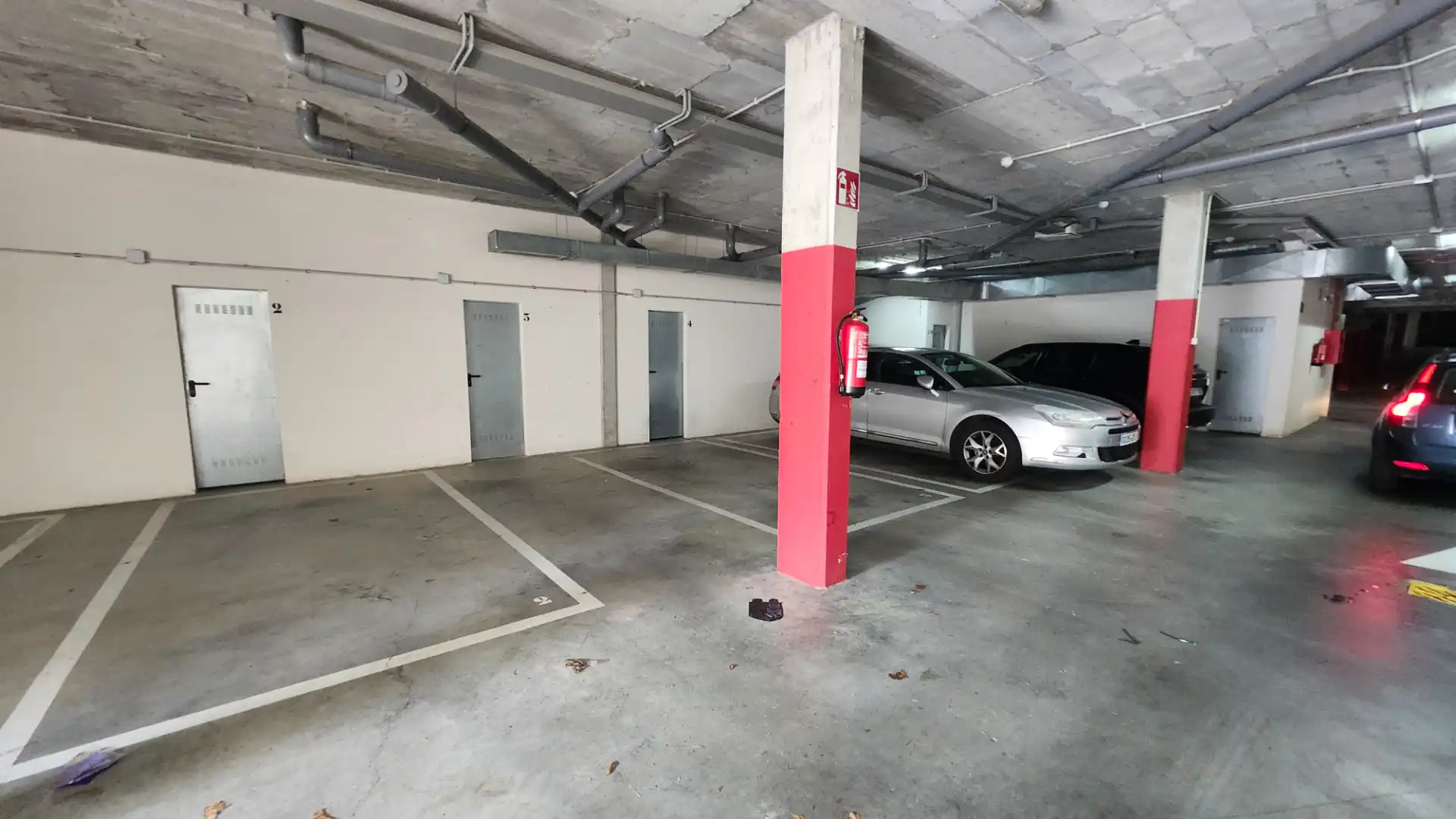 Parking de Piso en venta en Miño con Calefacción, Jardín privado y Trastero