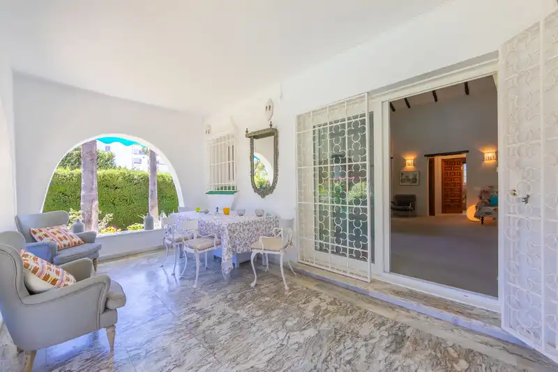 Chalet con piscina en venta en San Pedro de Alcántara, imagen 5