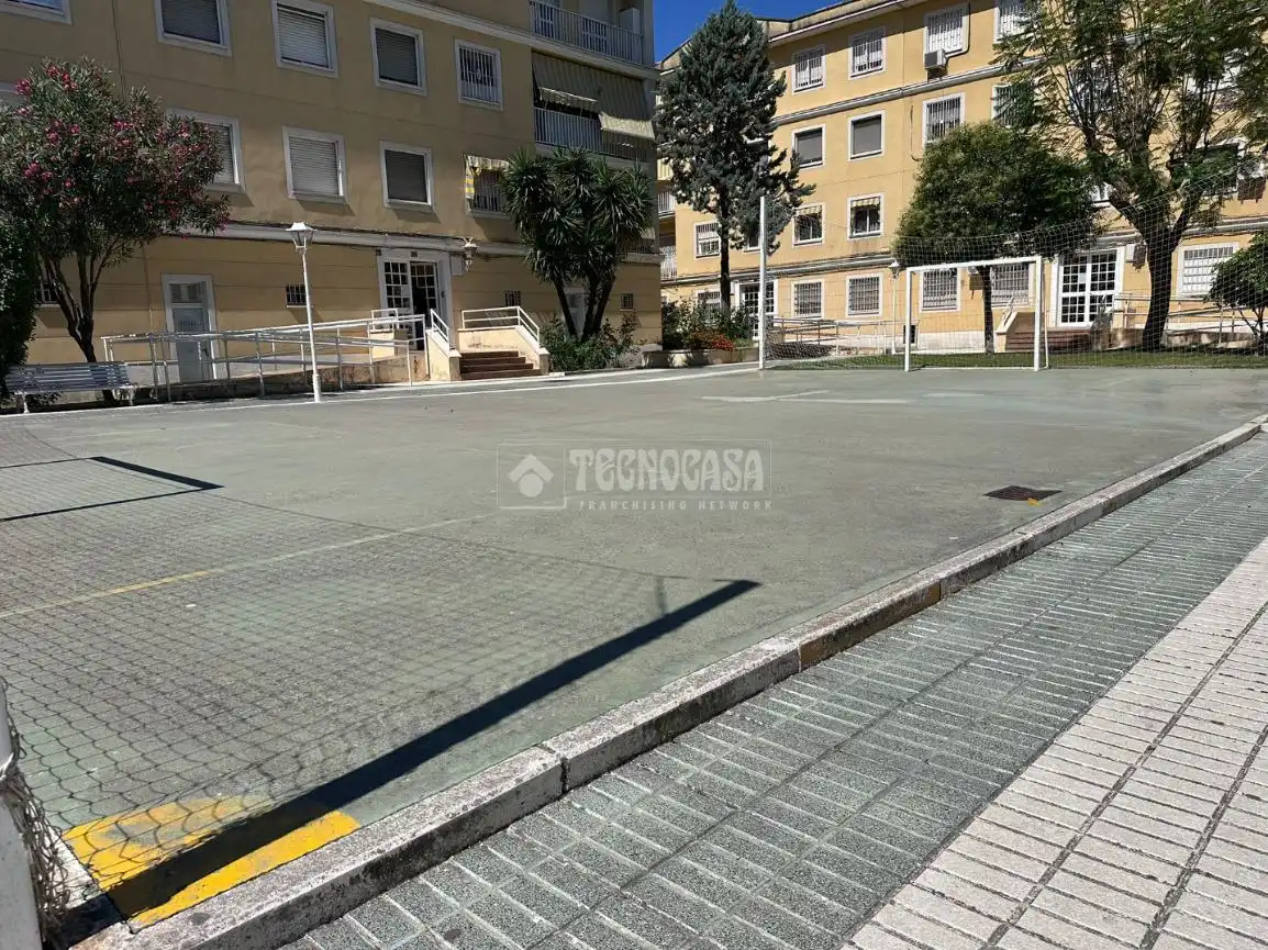 Parking de Piso en venta en Córdoba con Aire acondicionado, Trastero y Balcón