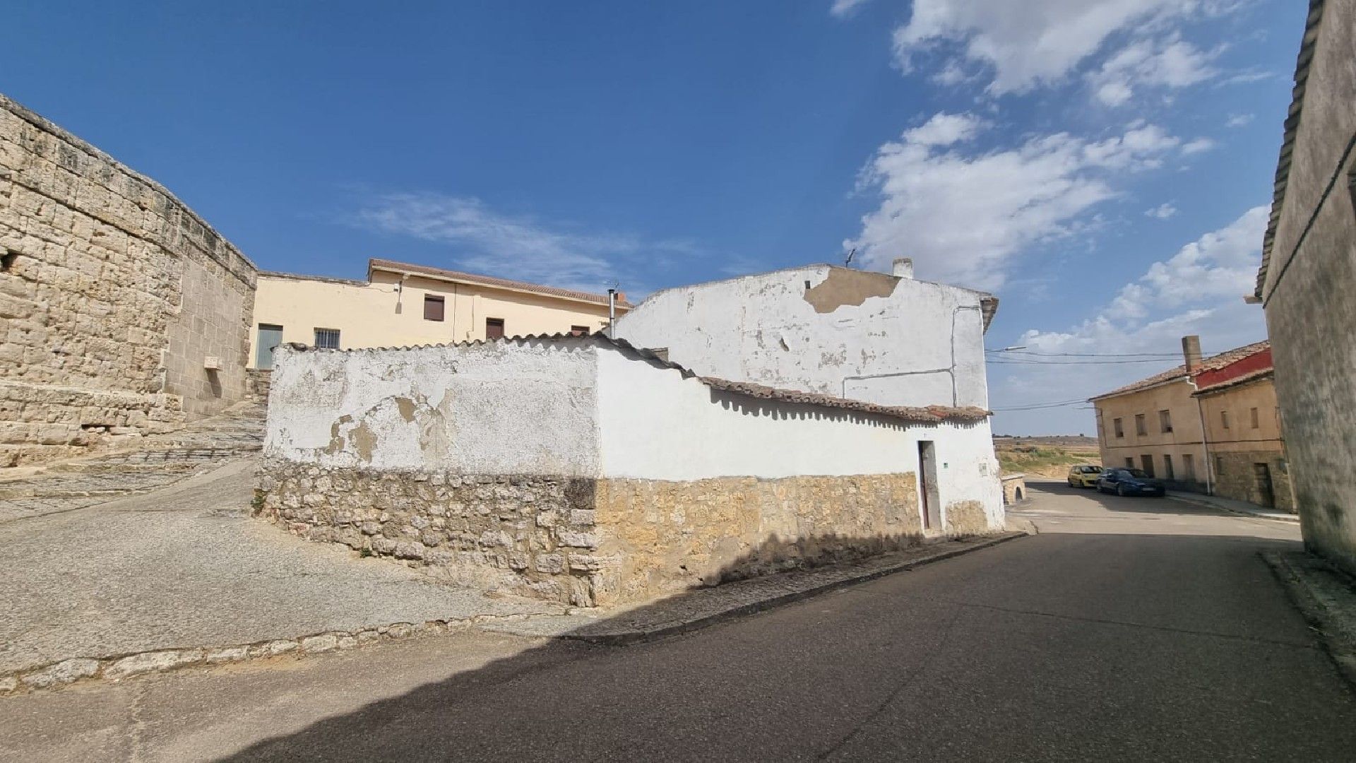 House or chalet for sale in Valdeolmillos