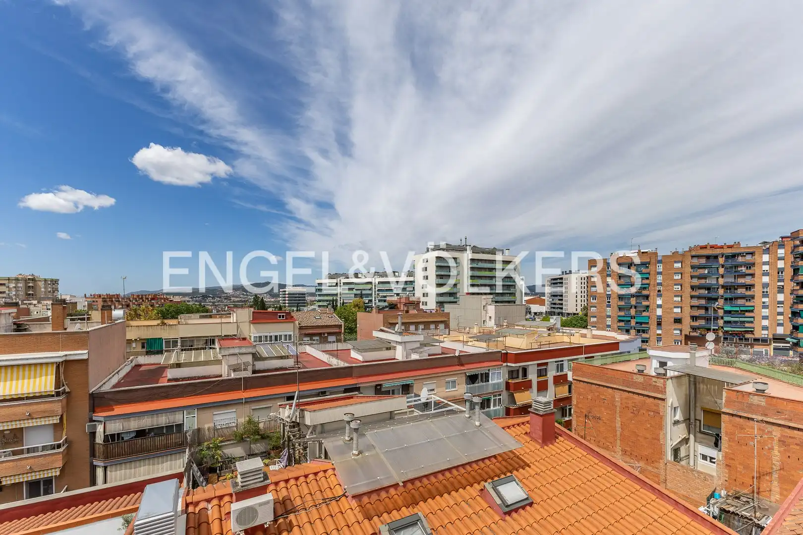 Terrassa de Àtic en venda en Cornellà de Llobregat amb Aire condicionat, Calefacció i Terrassa