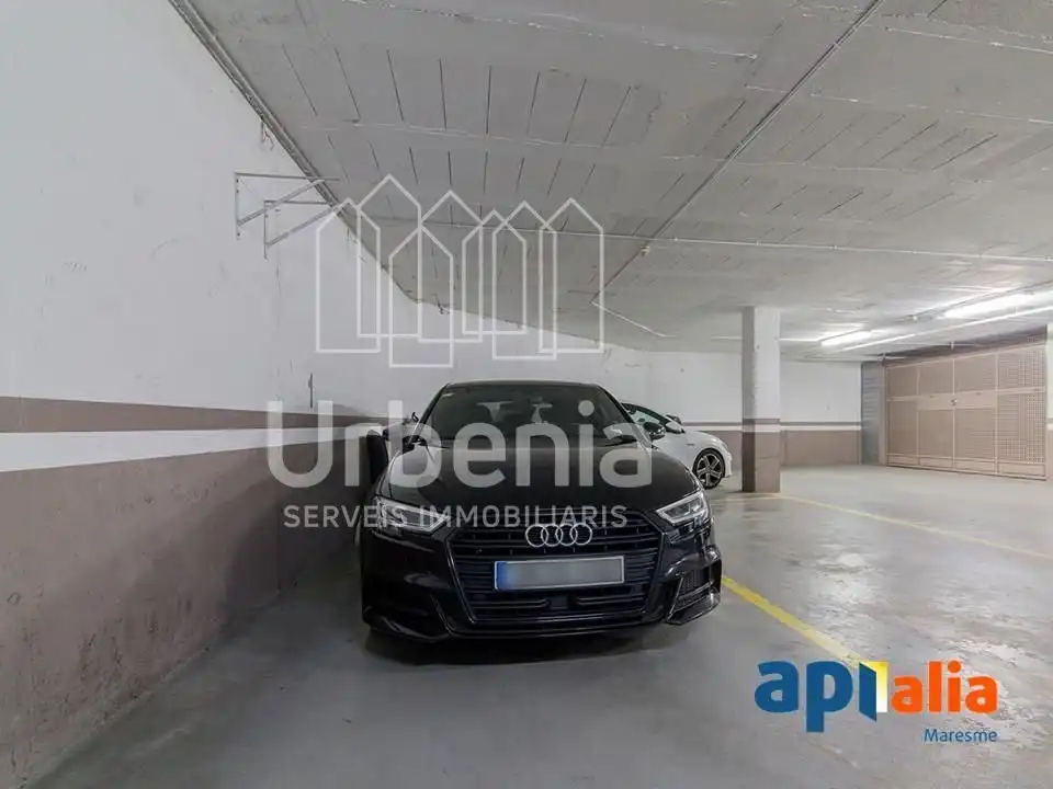 Parking de Piso en venta en Pineda de Mar con Calefacción y Terraza
