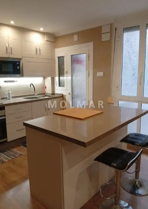Appartamento con terrazza in vendita a Las Trescientas - San Francisco - Ciudad Vergel, imagen 3