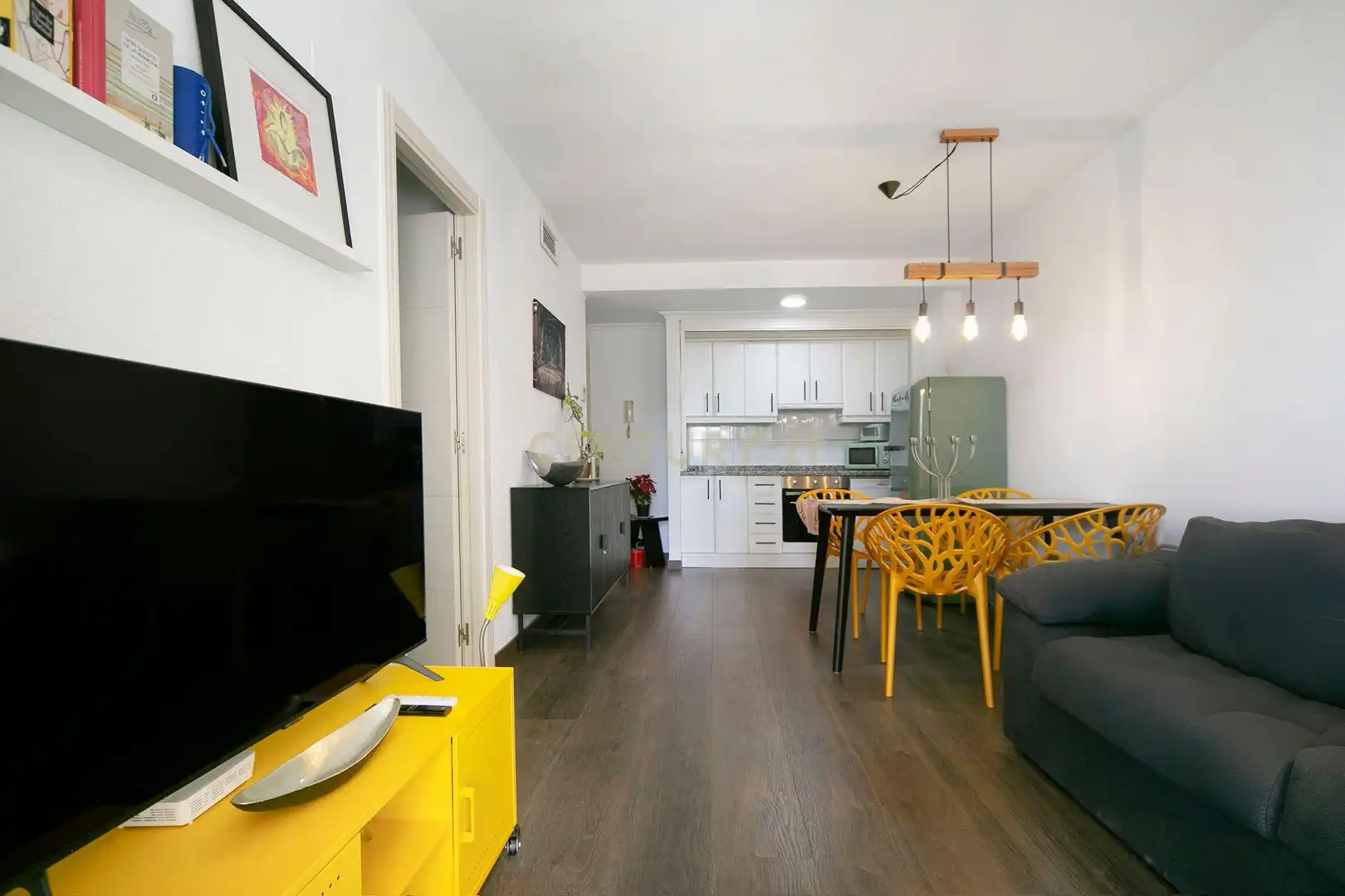 Sala de estar de Apartamento de alquiler en Calpe / Calp con Aire acondicionado, Lavadora y Microondas