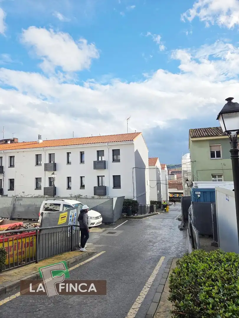 Vista exterior de Piso en venta en Oviedo 