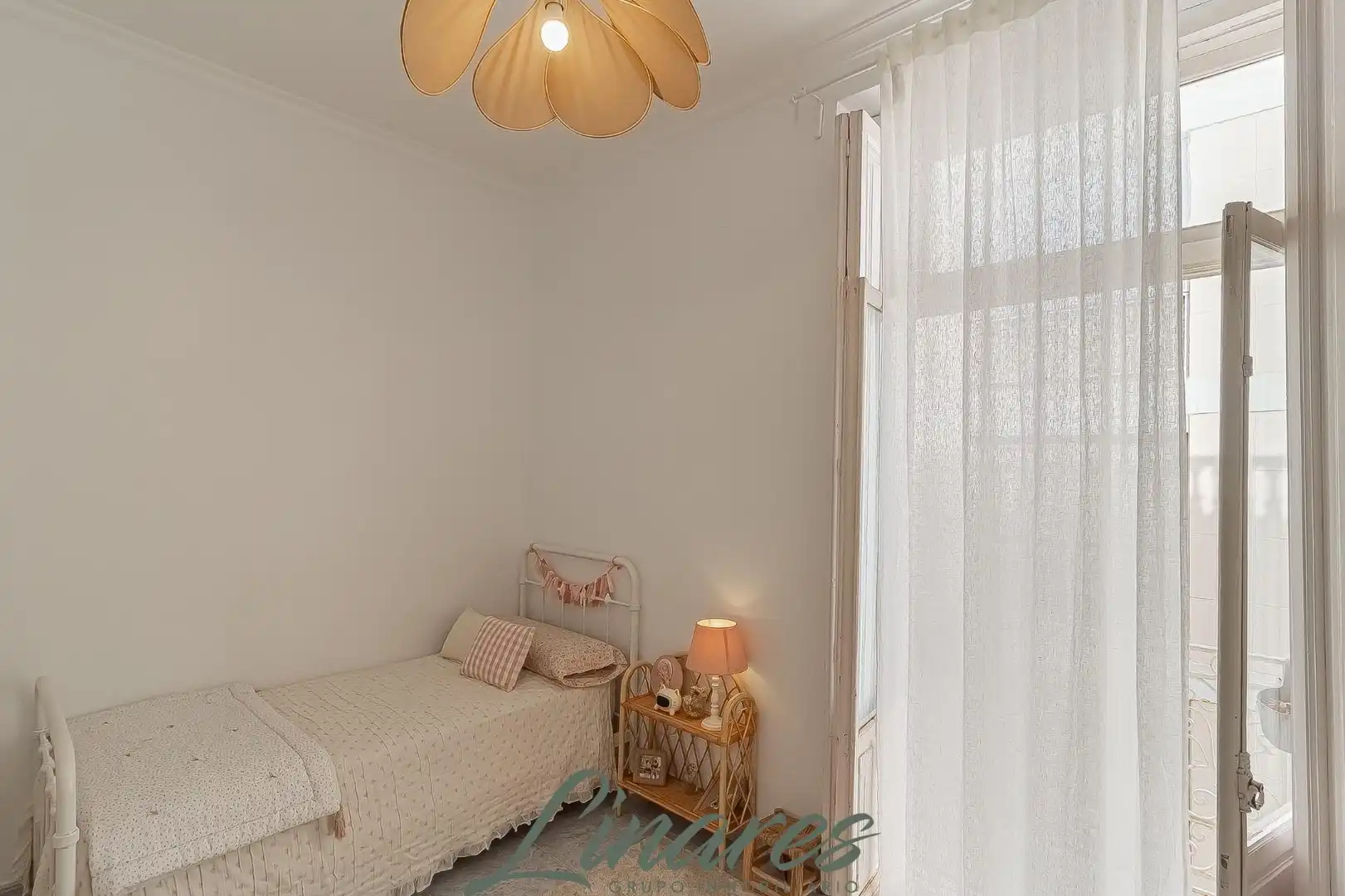 Dormitori de Apartament en venda en Cartagena amb Balcó