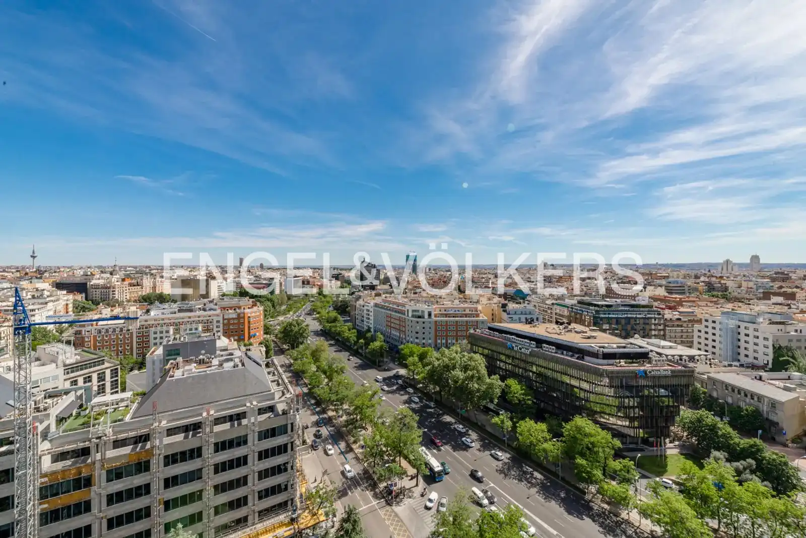Vista exterior de Àtic en venda en Madrid amb Aire condicionat, Calefacció i Terrassa