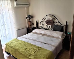 Dormitori de Finca rústica de lloguer en Cáceres Capital amb Aire condicionat, Calefacció i Moblat