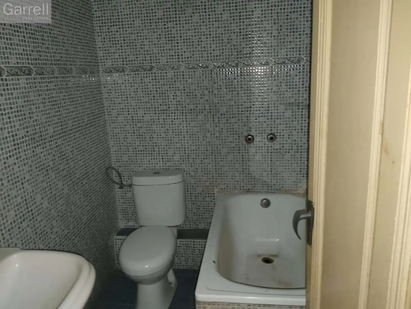 Bathroom of Flat for sale in Valls  with Terrace