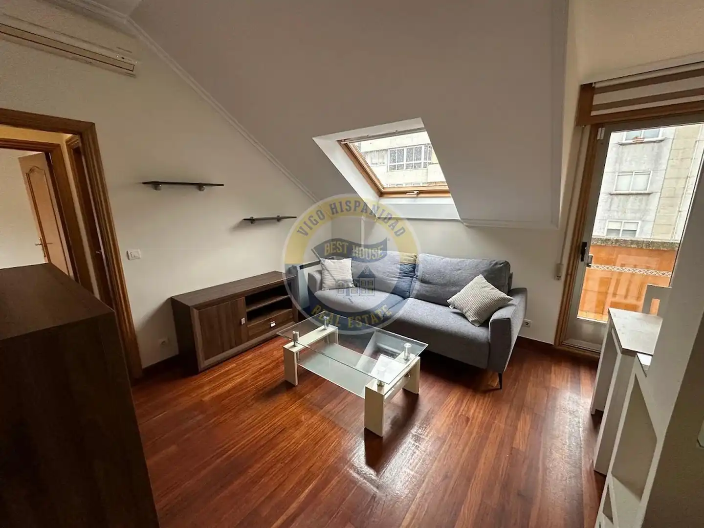 Sala de estar de Ático en venta en Vigo  con Aire acondicionado, Calefacción y Parquet