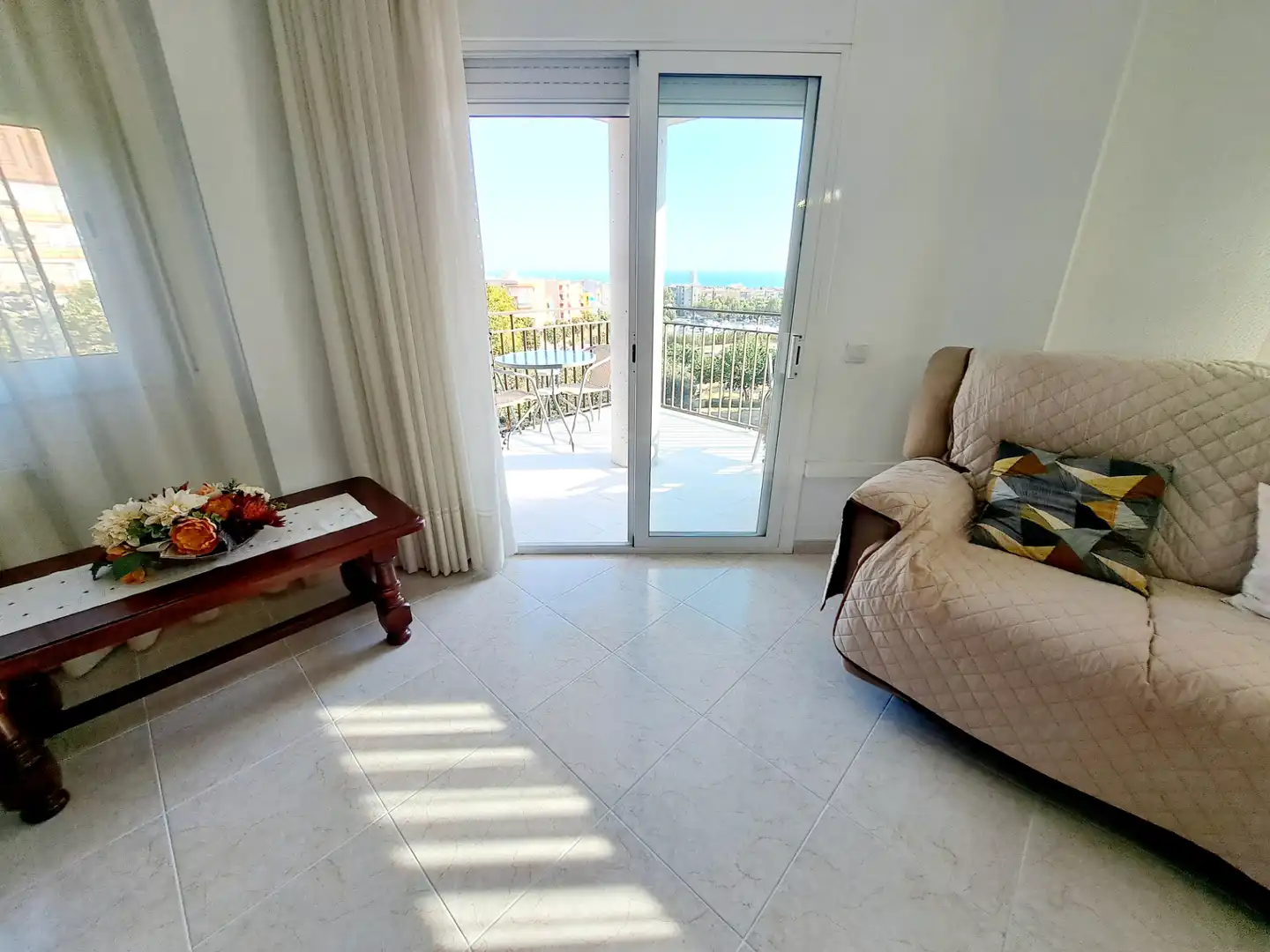 Wohnzimmer von Wohnung zum Verkauf in Mataró mit Klimaanlage, Heizung und Ofen