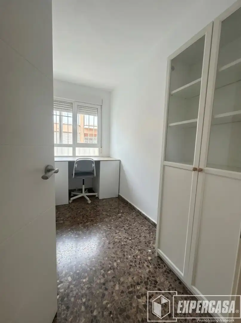 Dormitori de Pis en venda en Benaguasil amb Aire condicionat i Traster
