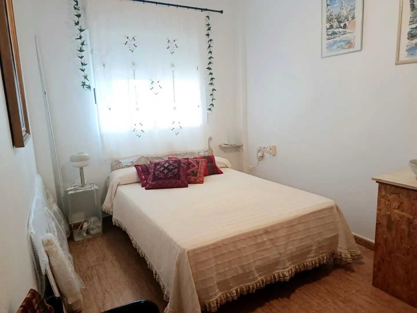 Dormitori de Casa adosada en venda en Castalla amb Jardí privat, Terrassa i Moblat