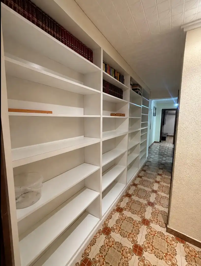 Flat for rent in Calle MARQUES DE MONTORTAL, Torrefiel