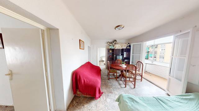 Piso en Venta en Calle Santa Cruz de Tenerife en Juan XXIII
