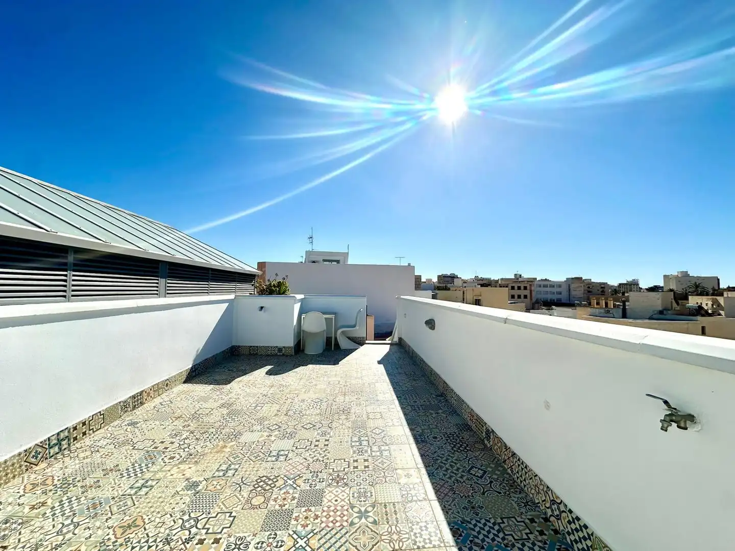 Terraza de Piso en venta en Almería con Terraza