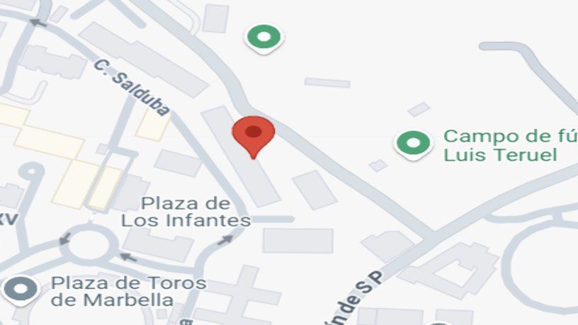 Vista exterior de Estudi en venda en Marbella amb Calefacció