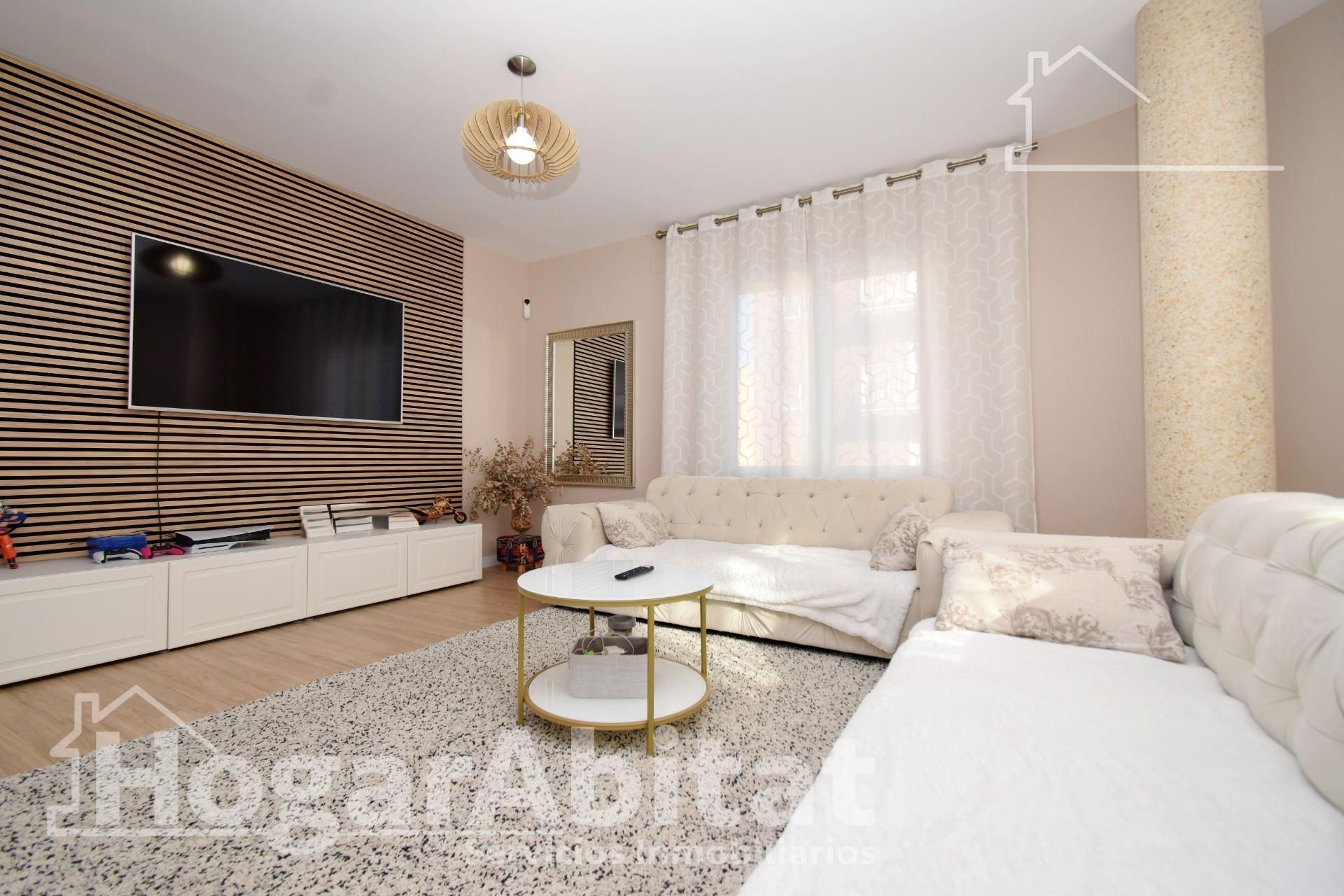 Living room of Flat for sale in Quart de Poblet  with Air Conditioner, Storage room and Alarm